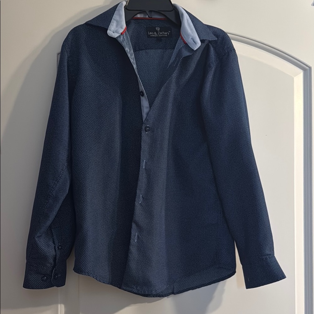 Leo & Zachary Boy’s Navy Blue Button-Up Shirt